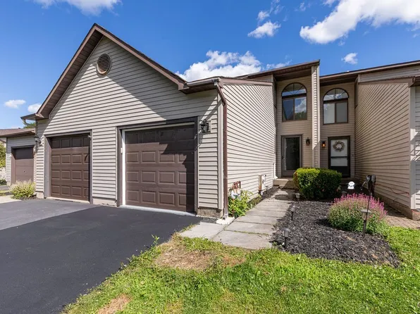 8432 Bubbling Springs Dr, Baldwinsville, NY 13027