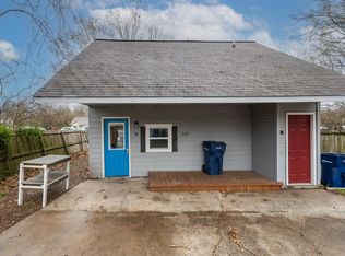 919 N Britt St #B, Siloam Springs, AR 72761