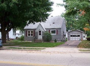 918 S Main St, Shawano, WI 54166