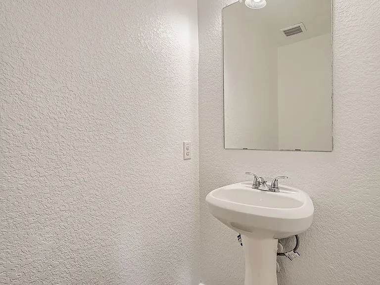 15111 Pandion Dr — Photo 17