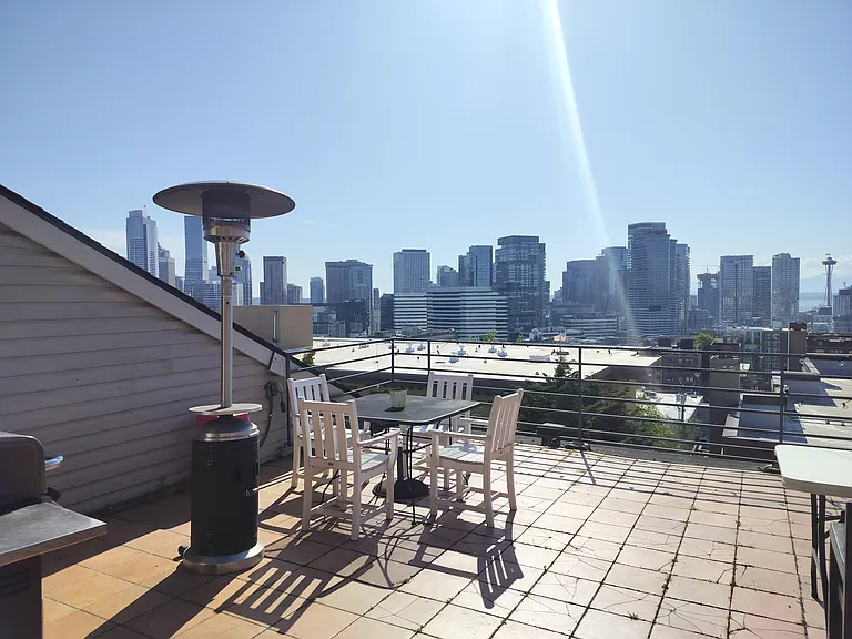 712 E Denny Way #502 — Photo 10