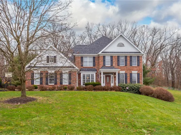 1835 Liberty Way, Valencia, PA 16059