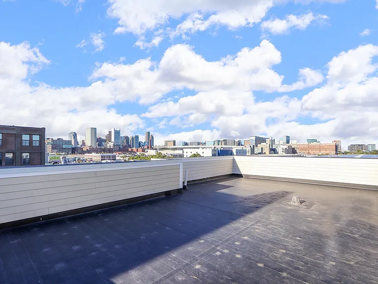 340 W 2nd St #9 — Photo 30