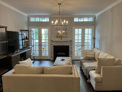 860 S Lucerne Blvd APT 101, Los Angeles, CA, 90005