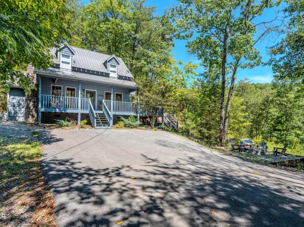 3956 Millers Ridge Way, Pigeon Forge, TN 37862