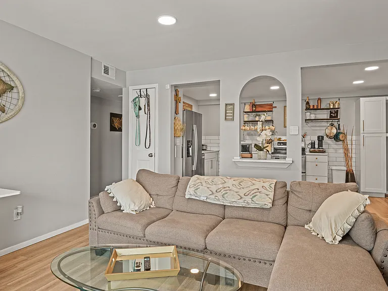 12112 Melody Dr #302 — Photo 1