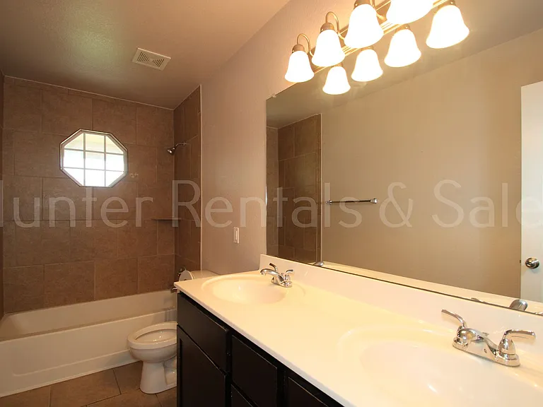 2704 Uvero Alto Dr — Photo 20