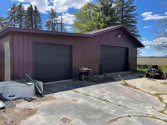 2nd image of 3640 Lincoln Ln