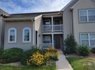2069 Shady Oak Dr, Mount Joy, PA 17552