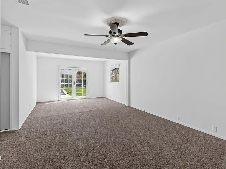 4260 Maplewood Pl — Photo 19