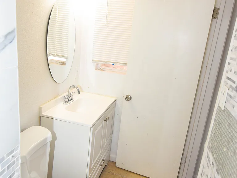 941 S Baylor Dr — Photo 25