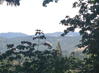 3995 S E St, Springfield, OR 97478