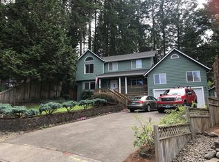951 T Ct, Cottage Grove, OR 97424