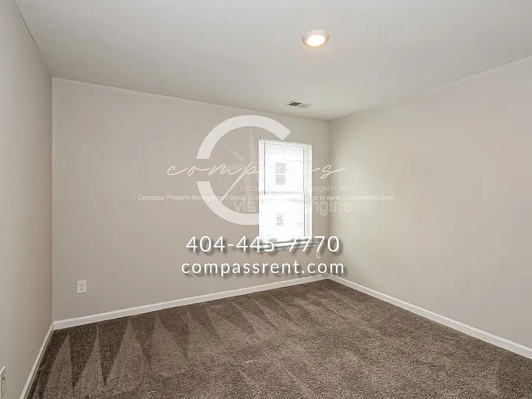 109 Squarewood Ln — Photo 16