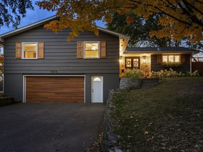 15415 Holdridge Rd E, Wayzata, MN, 55391