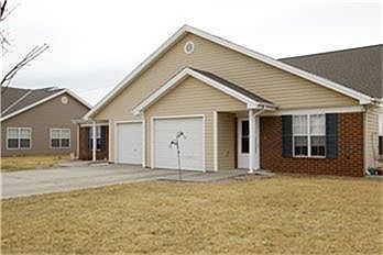 3rd image of 88 La Crosse Dr