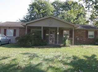 1033 Race St, Huntingburg, IN 47542