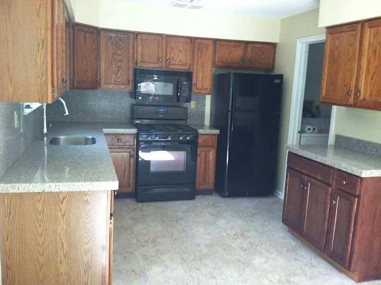 1 Aster Way — Photo 15