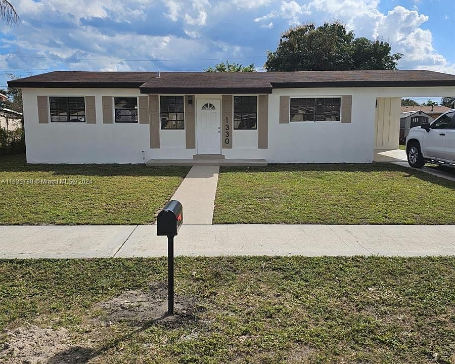 1st image of 1330 NW 178th Ter