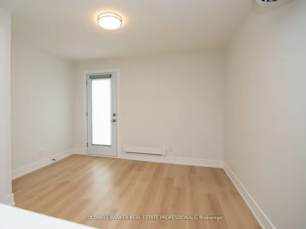 214 Simpson Ave, Toronto, ON M4K 1A6