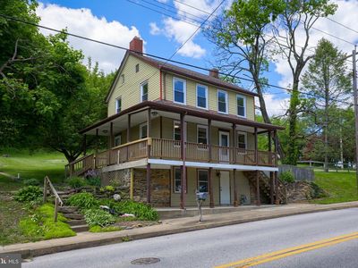 66 S Main St, Seven Valleys, PA, 17360