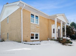 7745 N Nordica Ave, Niles, IL 60714