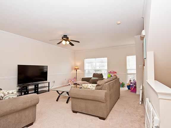 5th image of 10843 Krystal Ct