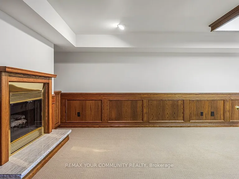 27 Denham Dr #LOWER — Photo 17
