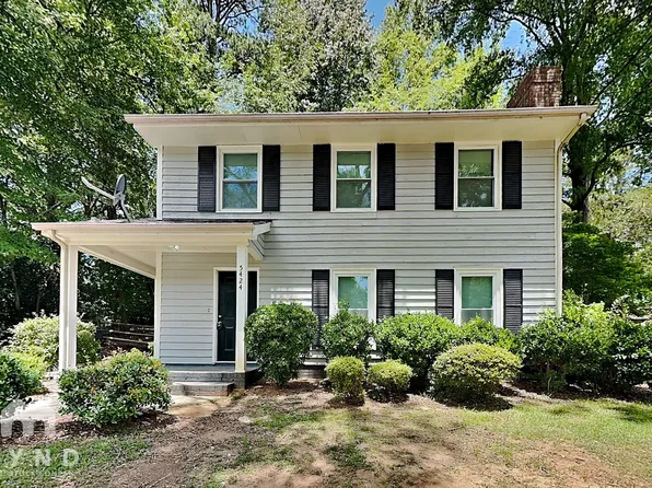 5424 Two Moons Dr, Charlotte, NC 28212