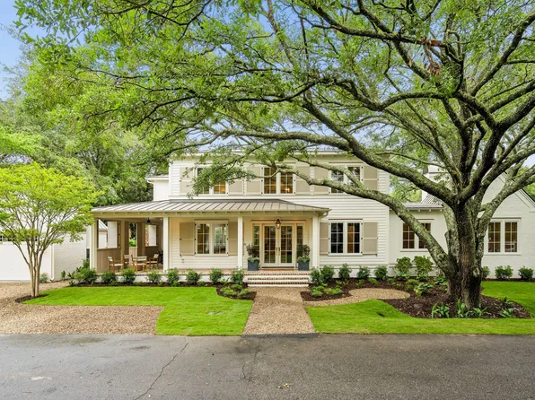 1323 Wayne St, Mount Pleasant, SC 29464