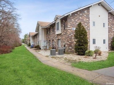 5 Houston Court #5, Coram, NY, 11727