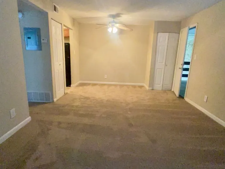 The New Meridian Apartments — Photo 1
