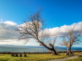 2105 Seabright Loop, Pt Roberts, WA 98281