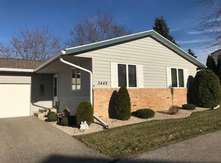 3449 Linbridge Ct, La Crosse, WI 54601