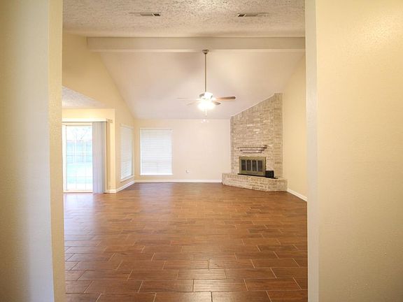 2nd image of 5723 Flax Bourton St