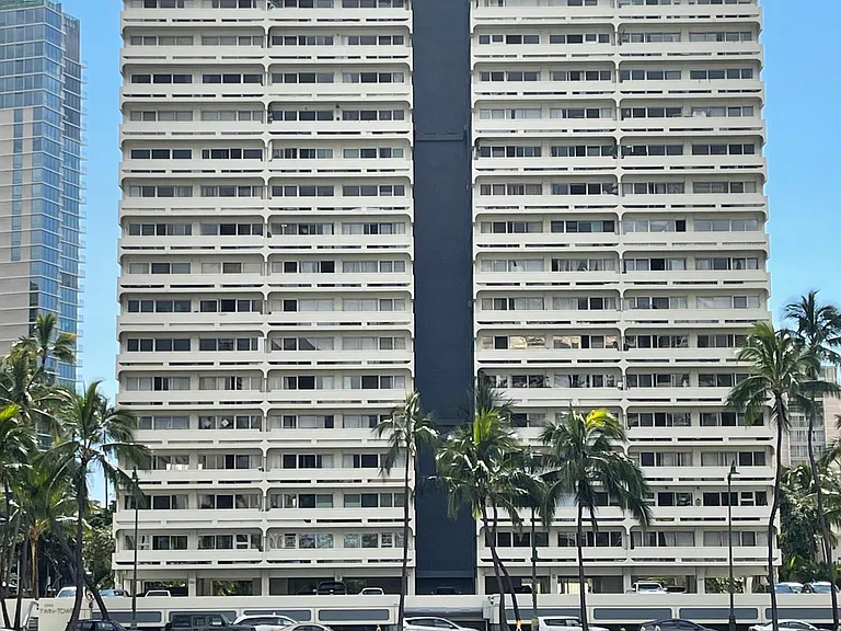 2085 Ala Wai Blvd #23 — Photo 1