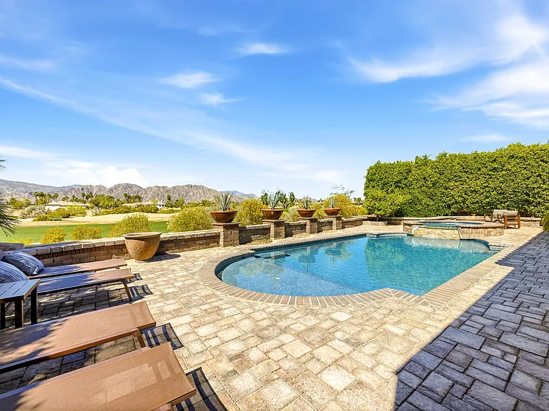55705 Turnberry Way — Photo 32