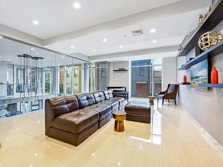 1701 Park Ave #908 — Photo 11