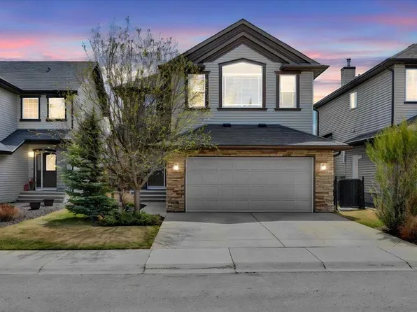 9 N Crystal Green Way, Okotoks, AB T1S 2K5