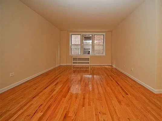 Rented by SW Queens Mezzanine | media 11