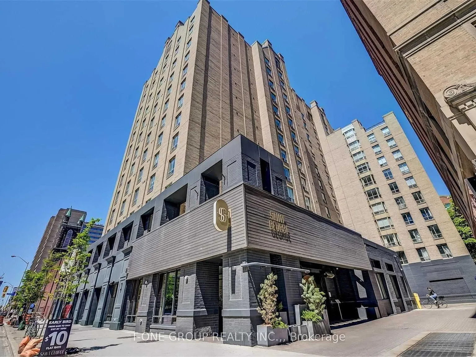 2 bed, $2,600 — Photo 1