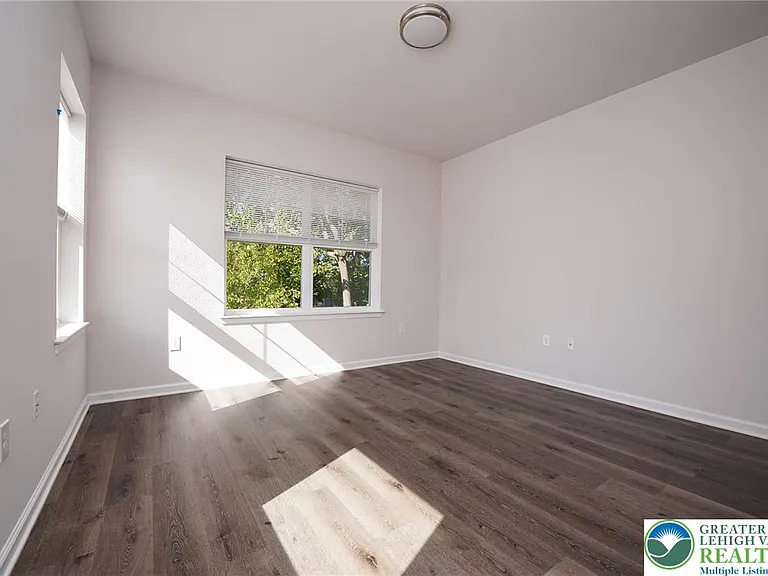 1210 Eaton Ave #201 — Photo 21