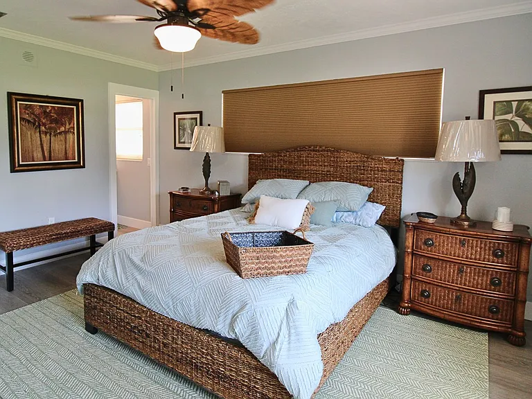 10128 Yacht Club Dr — Photo 14