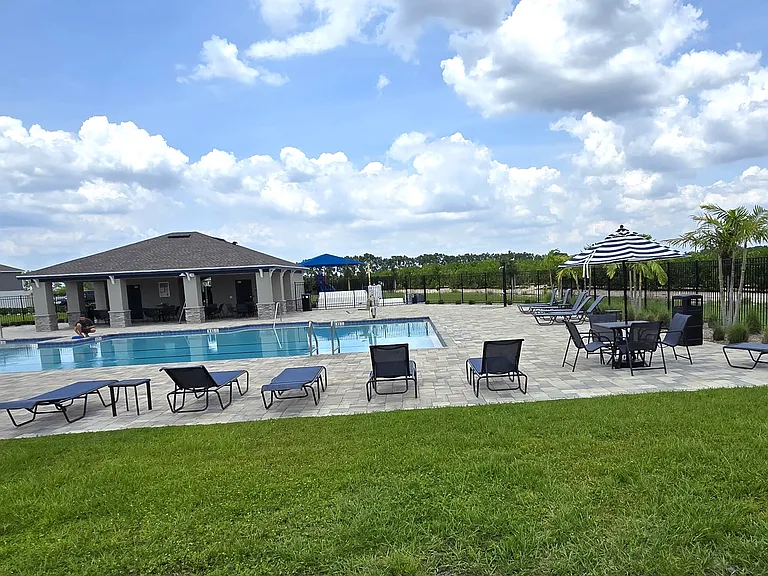 2150 Chris Dr — Photo 25