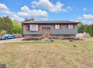 60 Waterford Rd, Hammonton, NJ 08037