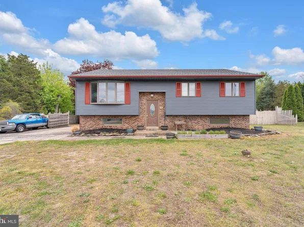 60 Waterford Rd, Hammonton, NJ 08037