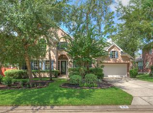 26 N Chantsong Cir, The Woodlands, TX 77382