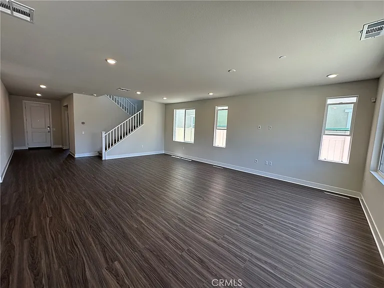16668 Bristlecone Ave — Photo 29