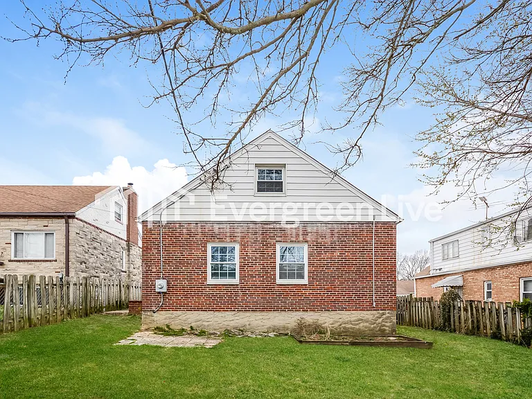 8334 Mayfair St — Photo 15