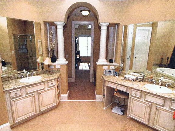 Master Bath - Dual sinks, Antique Cabinets!